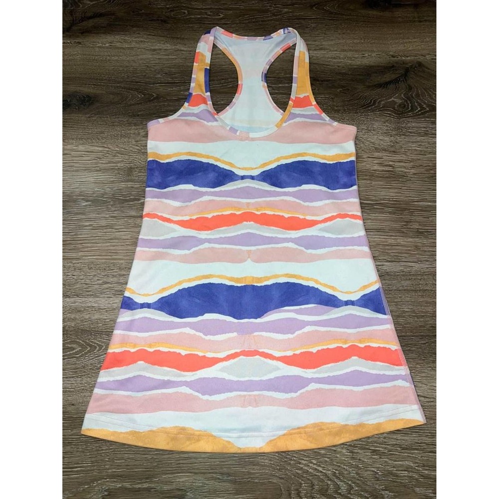 Lululemon women’s tank top multi colored size 8